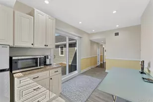 890 S Long Beach Ave, Freeport, NY 11520 - Photo 21