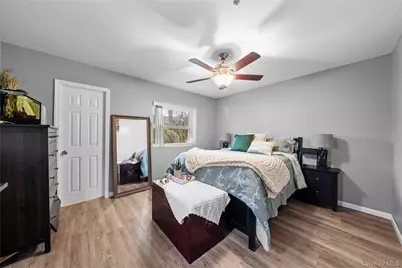 617 Lake Court #617, Middle Island, NY 11953 - Photo 13