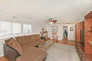 44 Corsa St, Dix Hills, NY 11746 - Photo 29