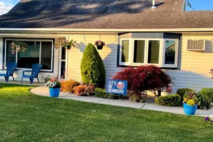 232 Old Farm Rd, Levittown, NY 11756 - Photo 27