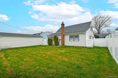 232 Old Farm Road, Levittown, NY 11756 - Photo 25