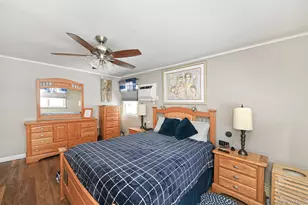 232 Old Farm Rd, Levittown, NY 11756 - Photo 13