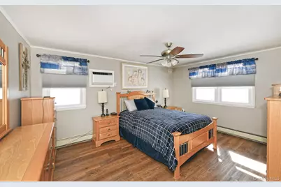 232 Old Farm Road, Levittown, NY 11756 - Photo 13