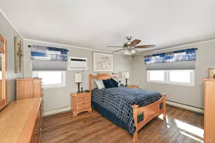 232 Old Farm Rd, Levittown, NY 11756 - Photo 13