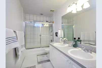 14 Hillcrest Street, Huntington, NY 11743 - Photo 9