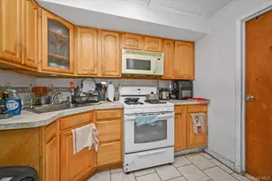 77-06 Kneeland Ave, Elmhurst, NY 11373 - Photo 13