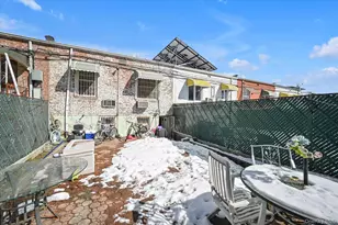 77-06 Kneeland Ave, Elmhurst, NY 11373 - Photo 17