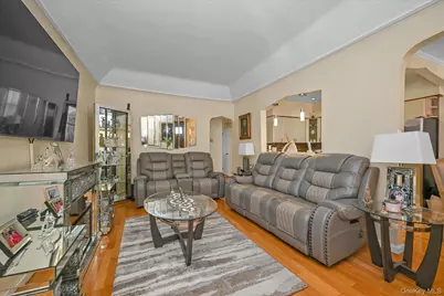 77-06 Kneeland Avenue, Elmhurst, NY 11373 - Photo 3