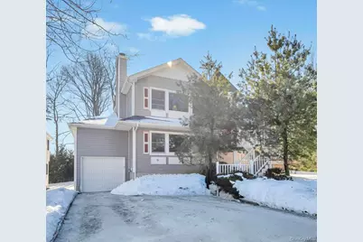 18 Hillcrest Street, Huntington, NY 11743 - Photo 1