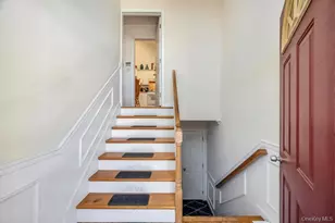 18 Hillcrest St, Huntington, NY 11743 - Photo 3