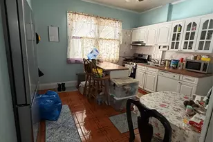 90-21 189th St, Hollis, NY 11423 - Photo 7