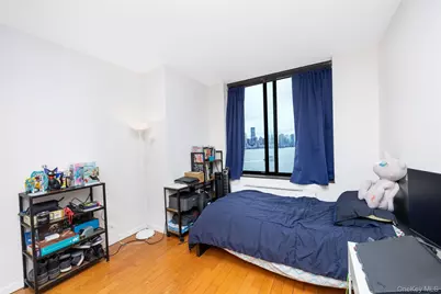 380 Rector Place #7A, New York (Manhattan), NY 10280 - Photo 7