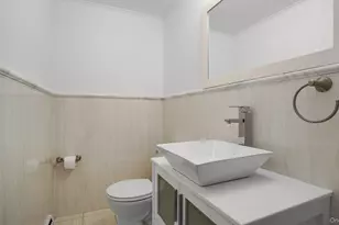 22 Marshall Ln, Westbury, NY 11590 - Photo 15