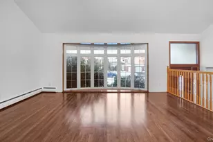 22 Marshall Ln, Westbury, NY 11590 - Photo 7