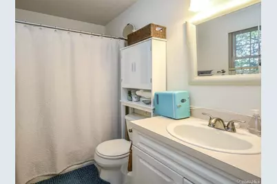 3 Ale Court, Centerport, NY 11721 - Photo 7