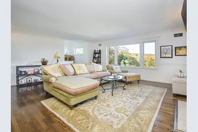 4 Ale Court, Centerport, NY 11721 - Photo 13