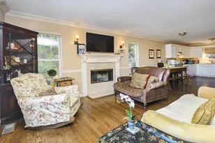 4 Ale Ct, Centerport, NY 11721 - Photo 3