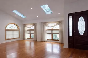 45-44 Browvale Ln, Little Neck, NY 11362 - Photo 5