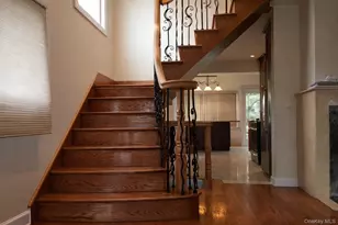 45-44 Browvale Ln, Little Neck, NY 11362 - Photo 9