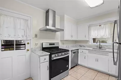 216 Poe Street, Hartsdale, NY 10530 - Photo 7