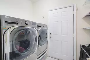 9 Trotter Ln, Poughkeepsie, NY 12603 - Photo 17