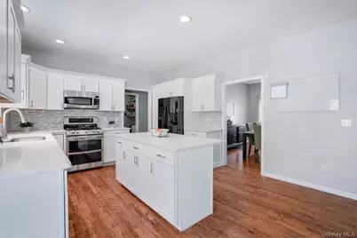 9 Trotter Lane, Poughkeepsie, NY 12603 - Photo 9