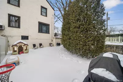 74 Central Parkway, Mount Vernon, NY 10552 - Photo 5