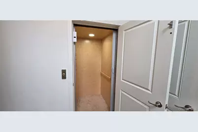 41 Greentree Court, Shirley, NY 11967 - Photo 3
