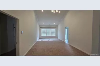 41 Greentree Court, Shirley, NY 11967 - Photo 7