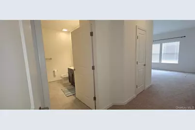 41 Greentree Court, Shirley, NY 11967 - Photo 13