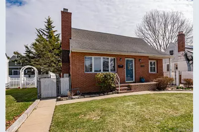 1595 Washington Avenue, Seaford, NY 11783 - Photo 3