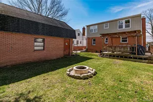 1595 Washington Ave, Seaford, NY 11783 - Photo 19