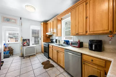 2565 99th Street, East Elmhurst, NY 11369 - Photo 15