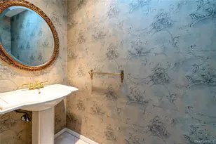 4 Winslow Ln, Kings Park, NY 11754 - Photo 13