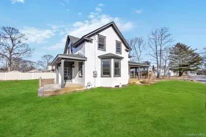 195 Brook Street, Oakdale, NY 11769 - Photo 5