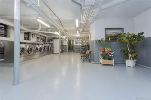 167-10 Crocheron Ave, Flushing, NY 11358 - Photo 17