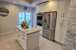 98-08 164th Ave, Howard Beach, NY 11414 - Photo 9