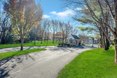 56 Snowdance Lane, Smithtown, NY 11787 - Photo 7