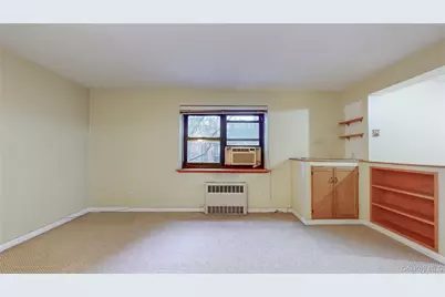 102-45 67th Rd #2R, Forest Hills, NY 11375 - Photo 5