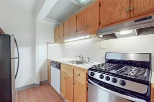 102-45 67th Rd, Forest Hills, NY 11375 - Photo 13