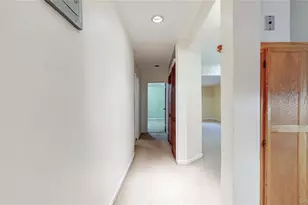 102-45 67th Rd, Forest Hills, NY 11375 - Photo 3