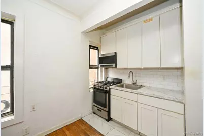 83-44 Lefferts Boulevard #3C, Kew Gardens, NY 11415 - Photo 3