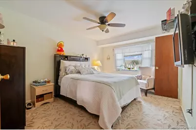 152 Haypath Road, Old Bethpage, NY 11804 - Photo 15