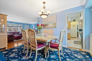 152 Haypath Rd, Old Bethpage, NY 11804 - Photo 9