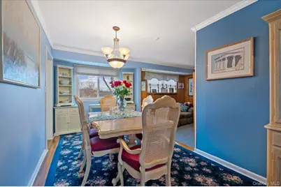 152 Haypath Road, Old Bethpage, NY 11804 - Photo 7