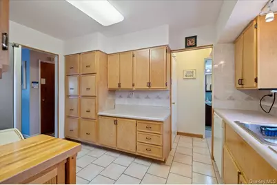 152 Haypath Road, Old Bethpage, NY 11804 - Photo 11