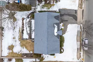 152 Haypath Rd, Old Bethpage, NY 11804 - Photo 27