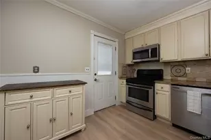 360 Renee Dr, Bayport, NY 11705 - Photo 9