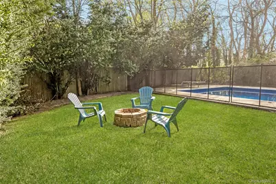 360 Renee Drive, Bayport, NY 11705 - Photo 27