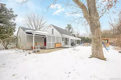 360 Renee Drive, Bayport, NY 11705 - Photo 21